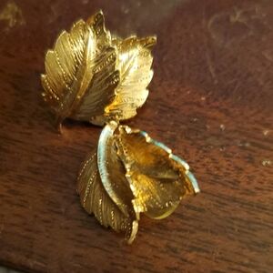 Gold Leaf Earrings